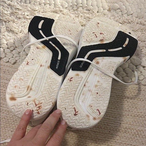 Mount To Coast R1 White Running Shoes - Picture 9 of 13